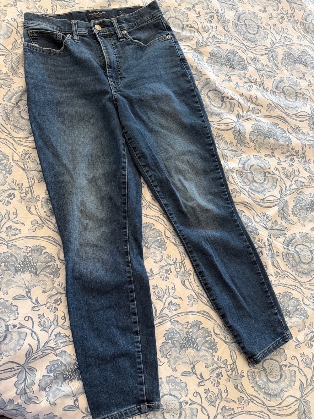 Lucky Brand Dark Blue Skinny Jeans
